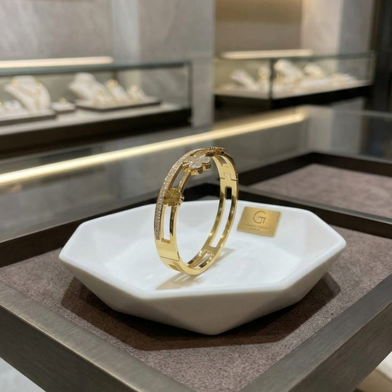 Floral Bangle
