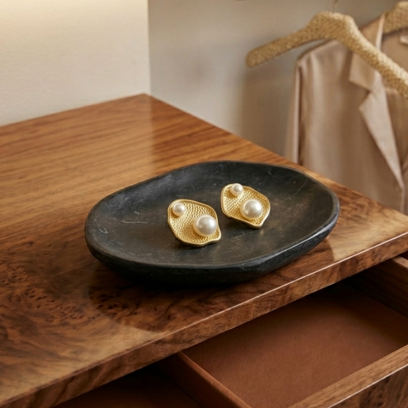Pearl Studs
